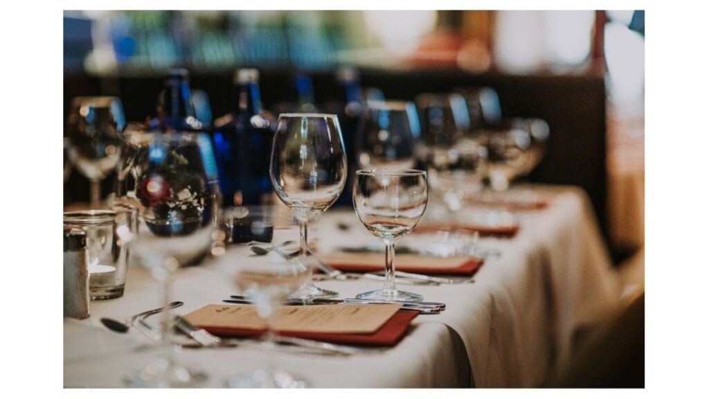 How to Choose the Best Dinner and Dance Event Company in Singapore